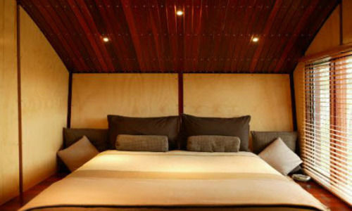The Odd Frog Hotel Bright Exterior foto